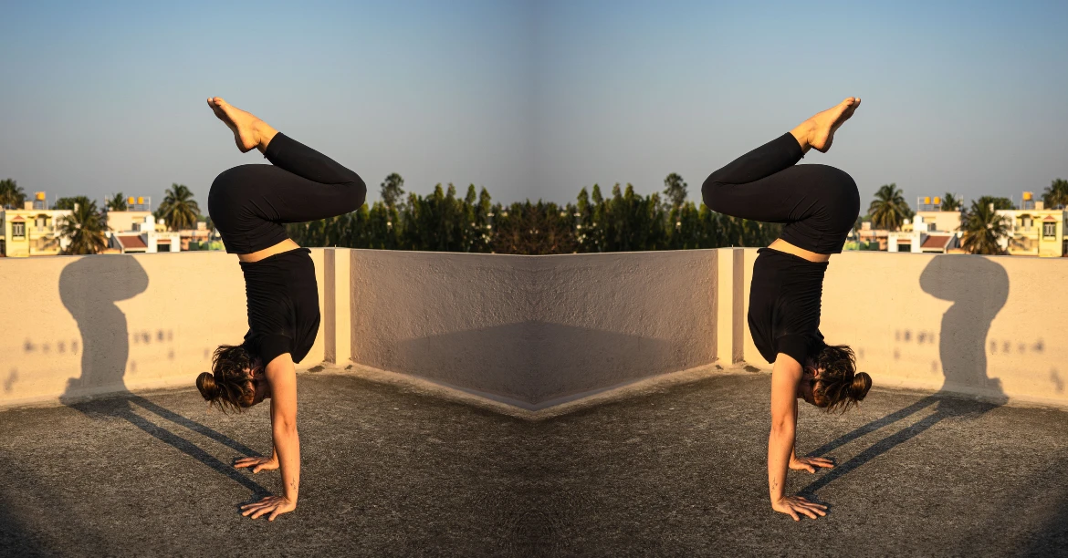 UrbanAcro Handstand - Handstand Foundation - March (Copy)