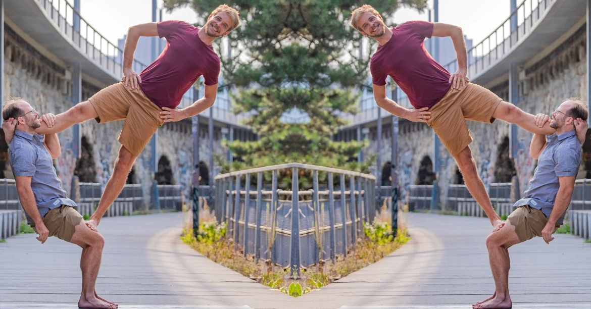 UrbanAcro Acroyoga - Hand to Hand - (Copy)