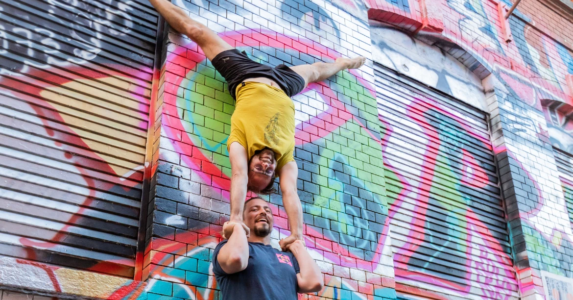UrbanAcro Acroyoga - Intermediate Cycle October